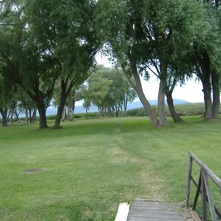 Semesterbostad Retro Nyaralo Balatonberény